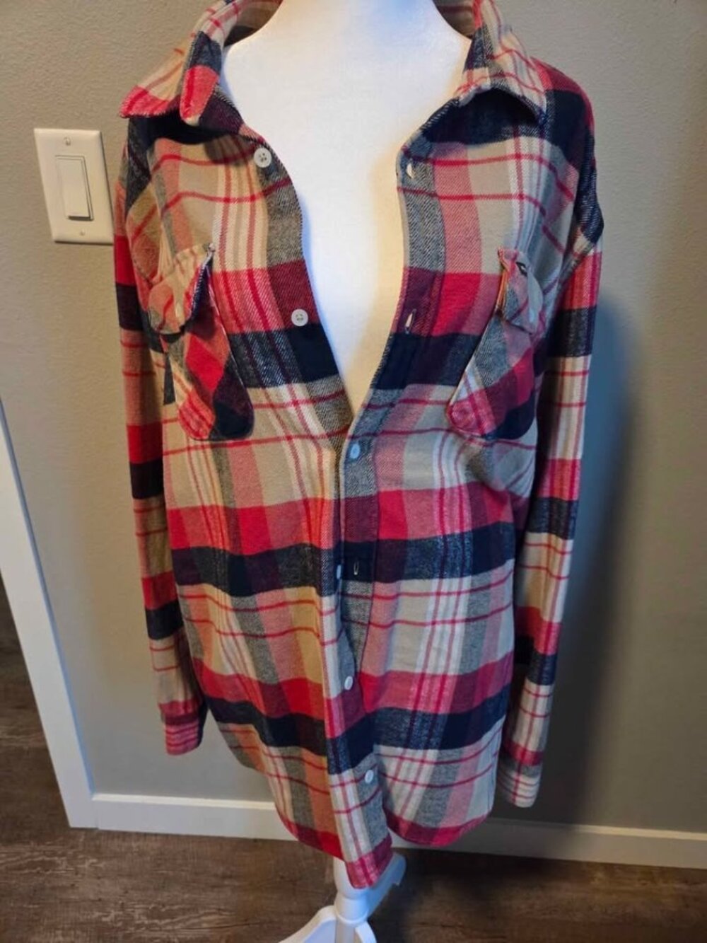 RVCA flannel button down shirt XL womens